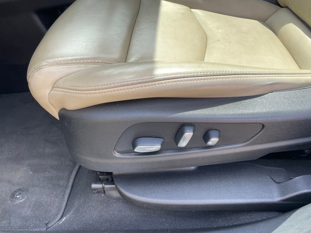 Used 2019 Cadillac XT5 Luxury image 10