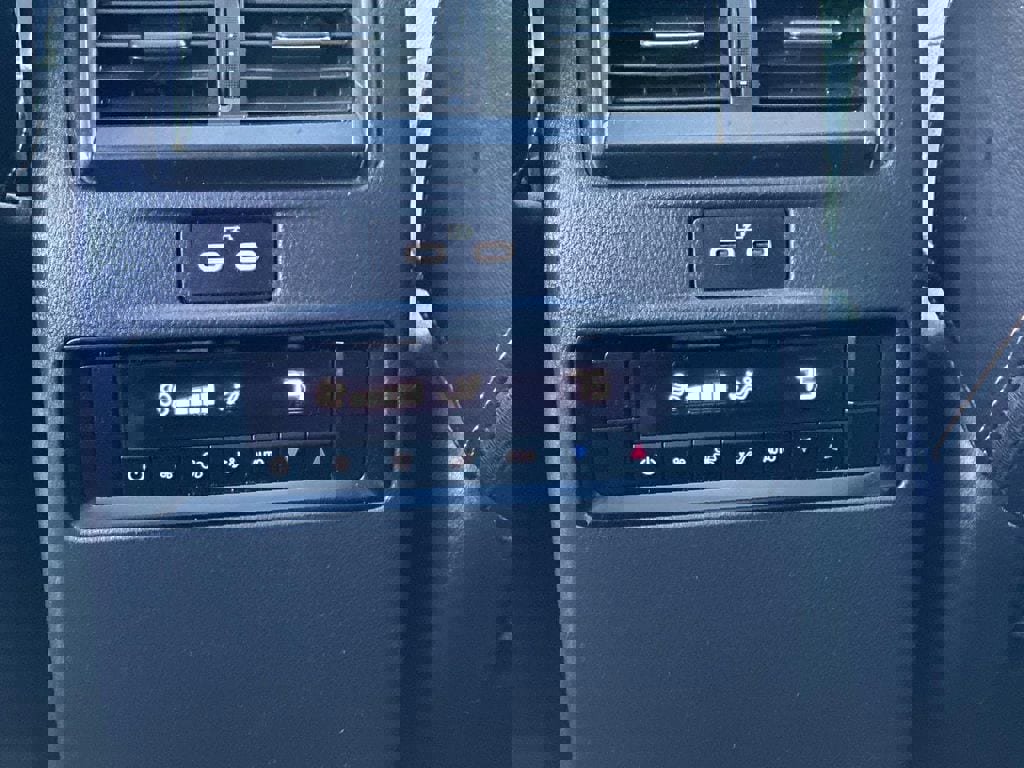 Used 2024 MAZDA CX-90 3.3 Turbo w/ Premium Package image 19