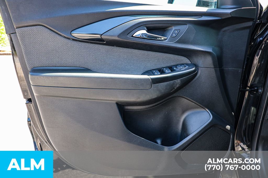 Used 2023 Chevrolet TrailBlazer LT image 44