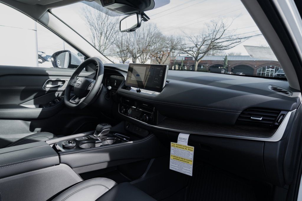 New 2026 Nissan Rogue Platinum image 27