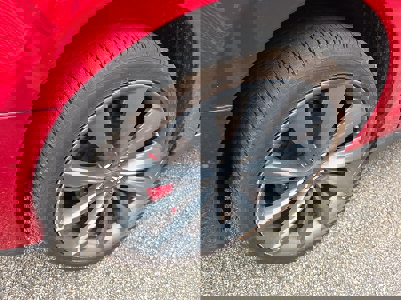 Used 2014 Tesla Model S P85 image 31