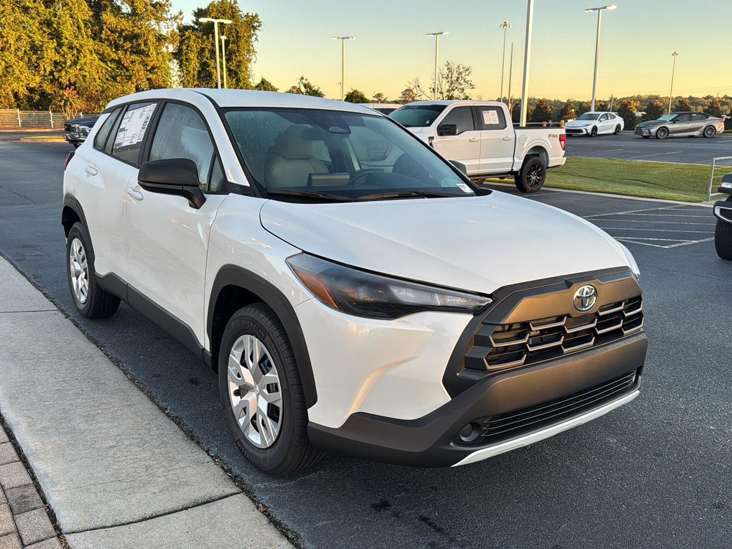New 2026 Toyota Corolla Cross L image 6