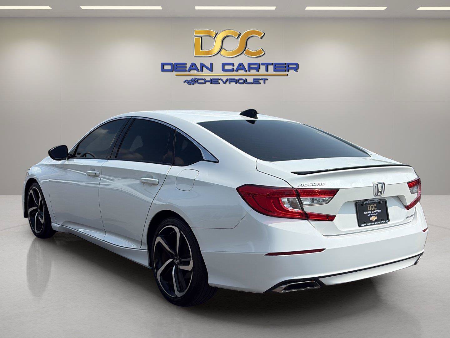 Used 2022 Honda Accord Sport image 3