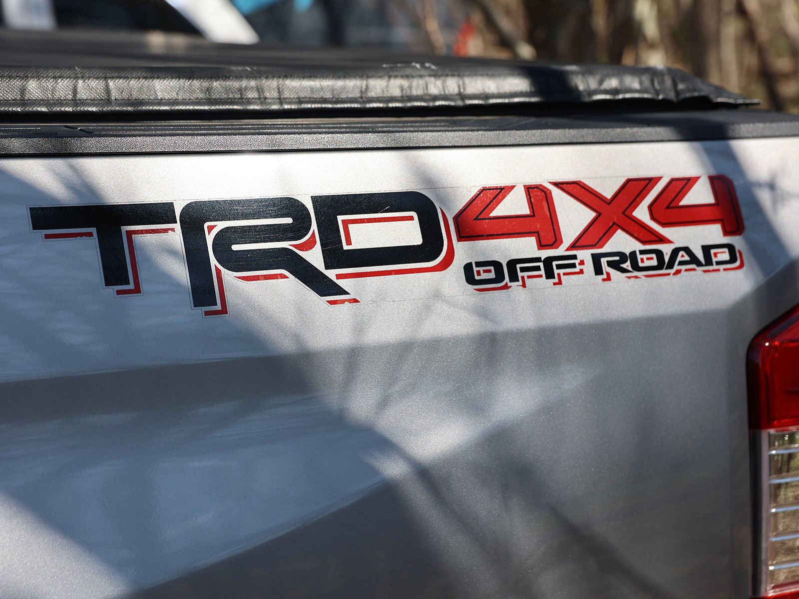 Used 2015 Toyota Tundra SR5 w/ TRD Off Road Package image 7