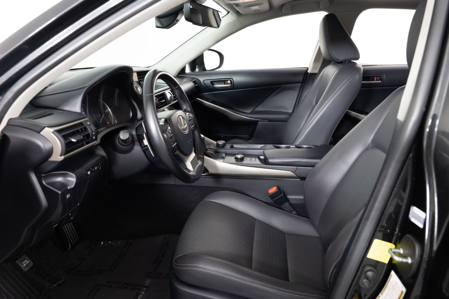 Used 2017 Lexus IS 200t RWD image 14