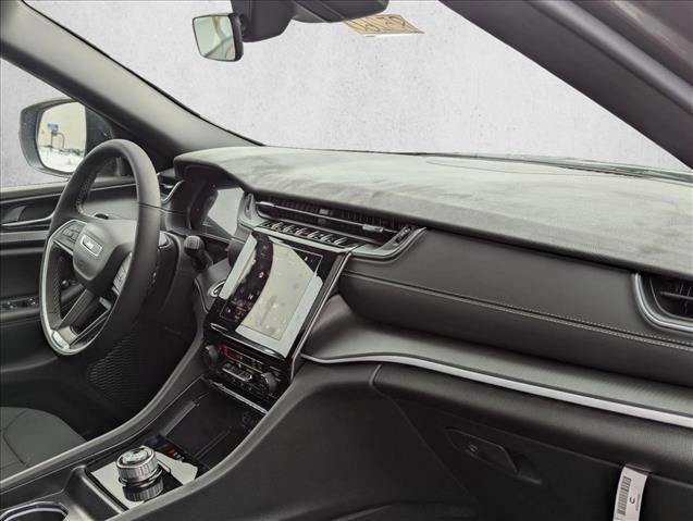 New 2025 Jeep Grand Cherokee Laredo X w/ Luxury Tech Group I image 22