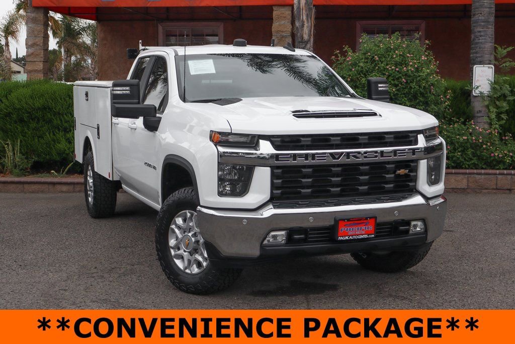 Used 2022 Chevrolet Silverado 2500 LT w/ Convenience Package image 2