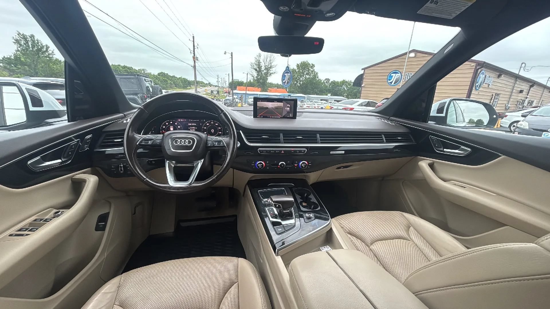 Used 2017 Audi Q7 2.0T Premium Plus w/ Premium Plus Package AWD/4WD image 26