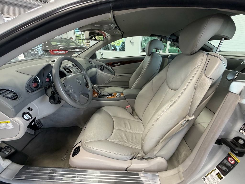 Used 2007 Mercedes-Benz SL 550 image 10