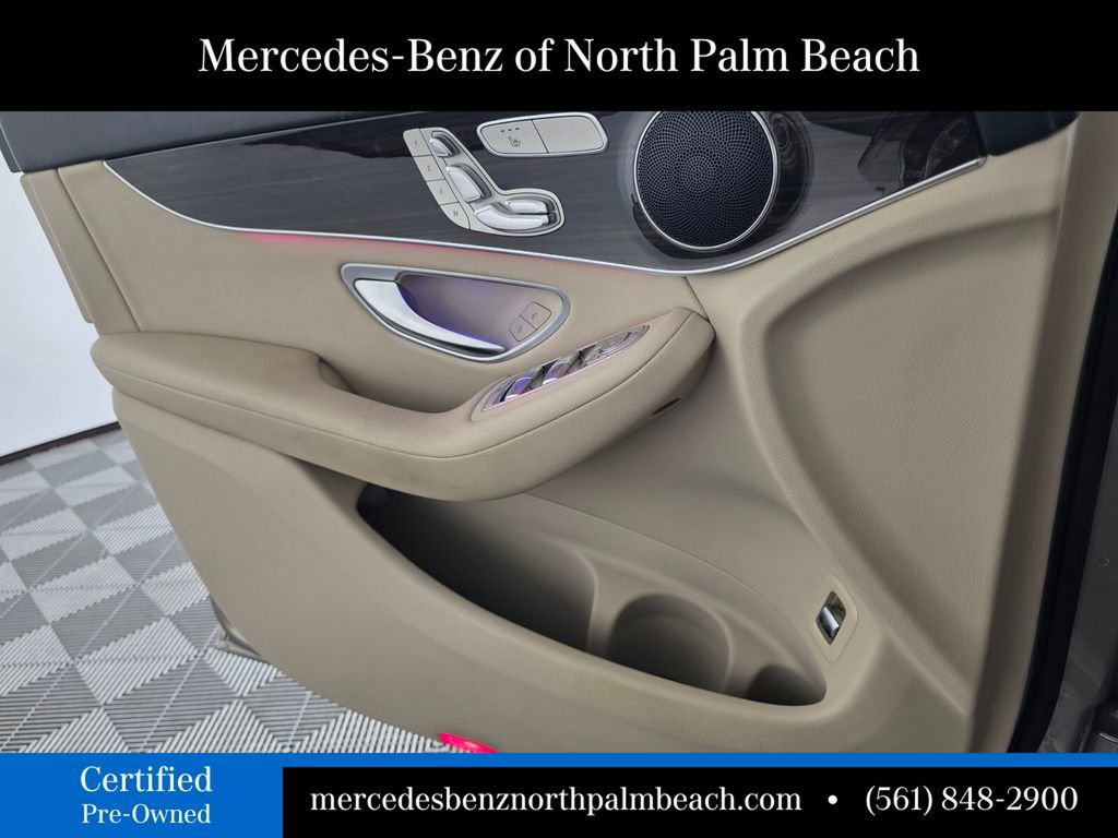 Certified 2022 Mercedes-Benz GLC 300 image 23