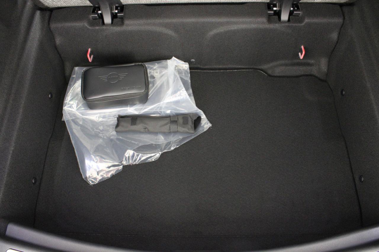 Used 2024 MINI Cooper Countryman S w/ Signature Upholstery Package FWD image 79