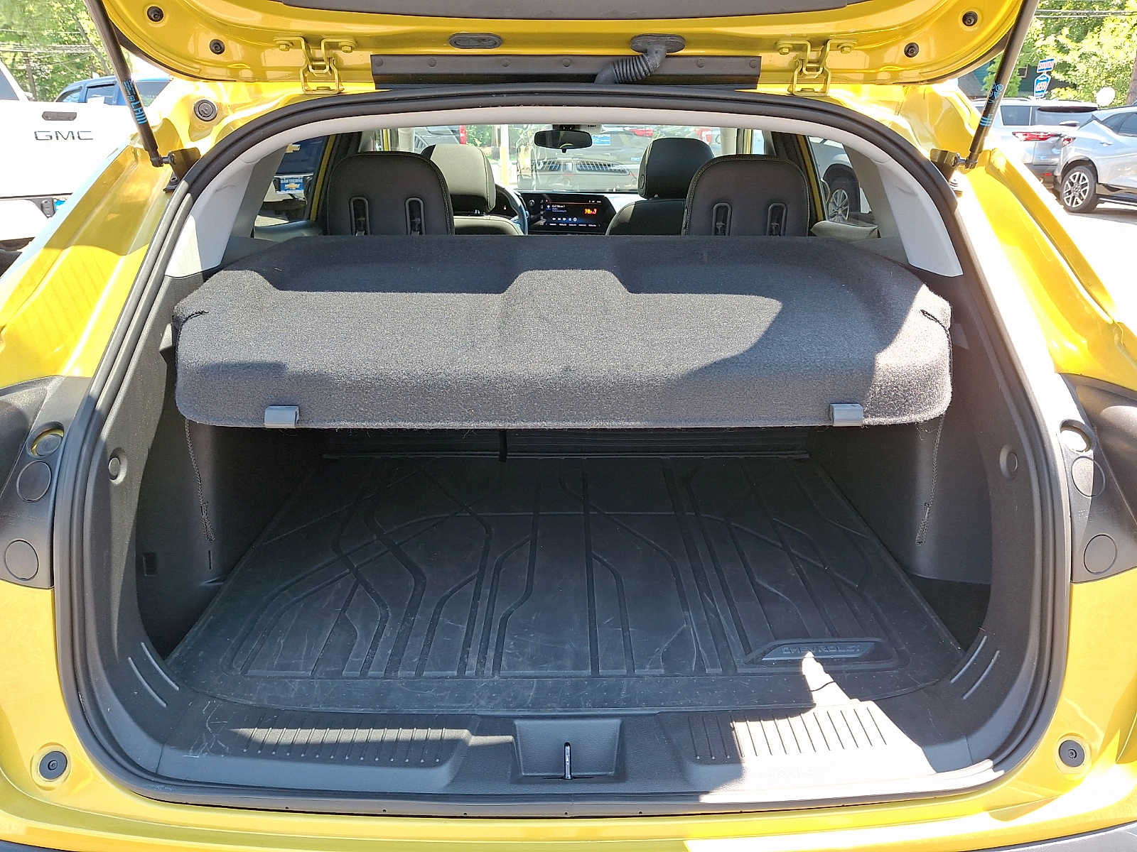 Certified 2024 Chevrolet Trax ACTIV w/ Sunroof Package FWD image 28