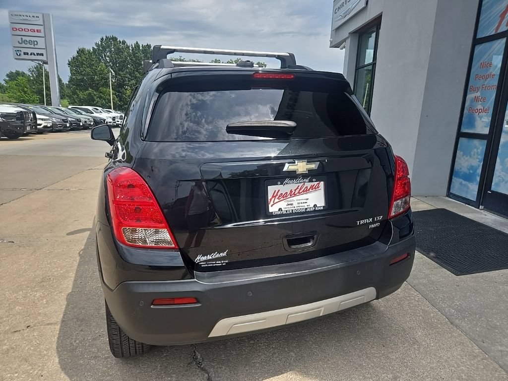 Used 2016 Chevrolet Trax LTZ w/ Midnight Edition AWD/4WD image 8
