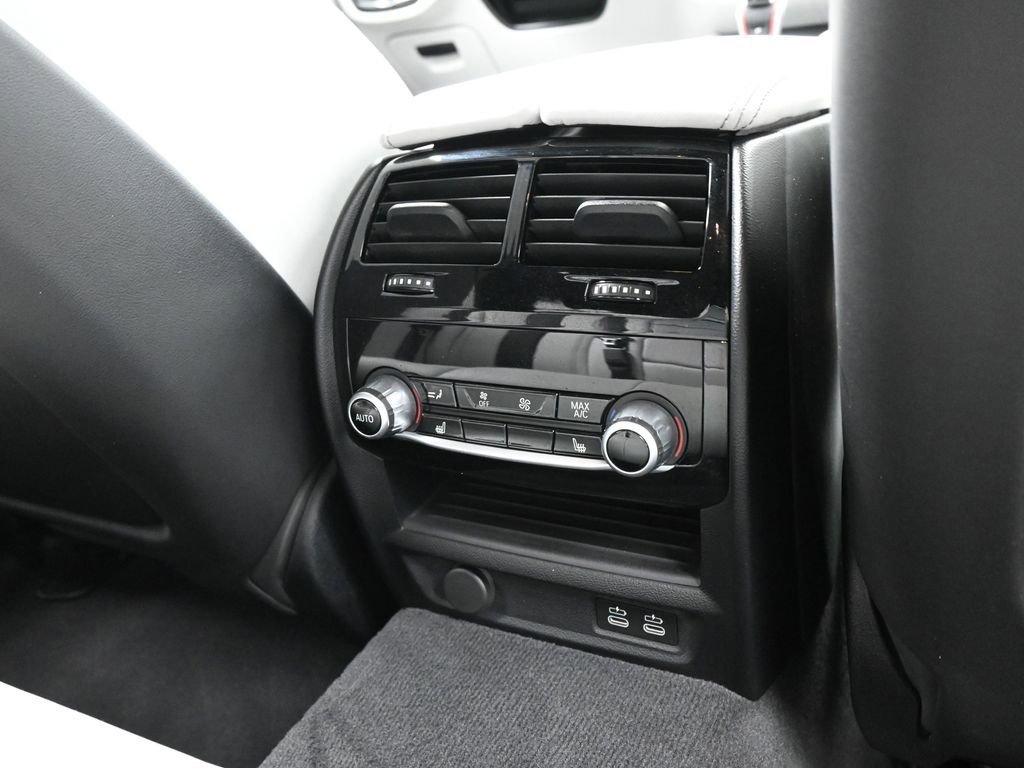 Used 2023 BMW M5 w/ Competition Package image 41