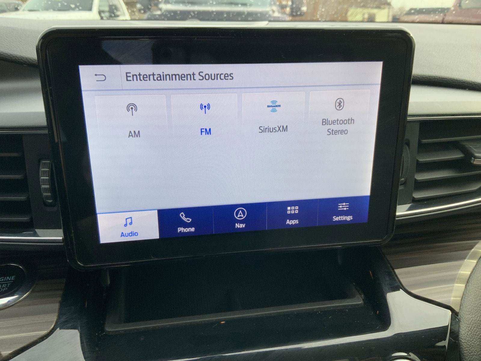 Used 2022 Ford Explorer Limited AWD/4WD image 39