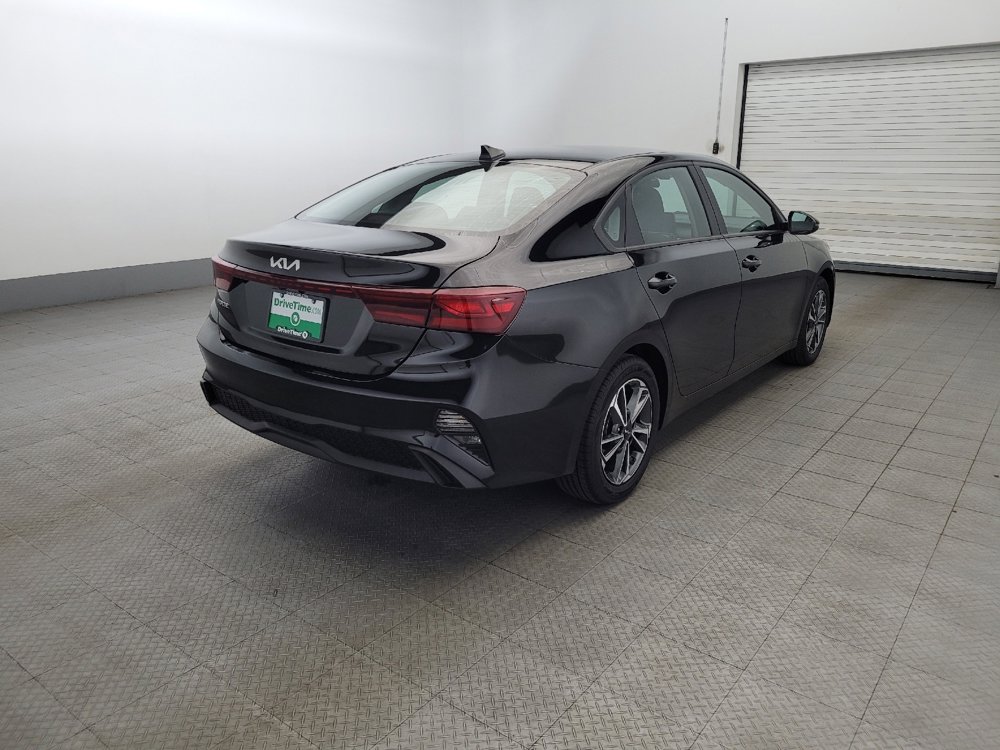 Used 2023 Kia Forte LXS w/ LXS Technology Package image 9
