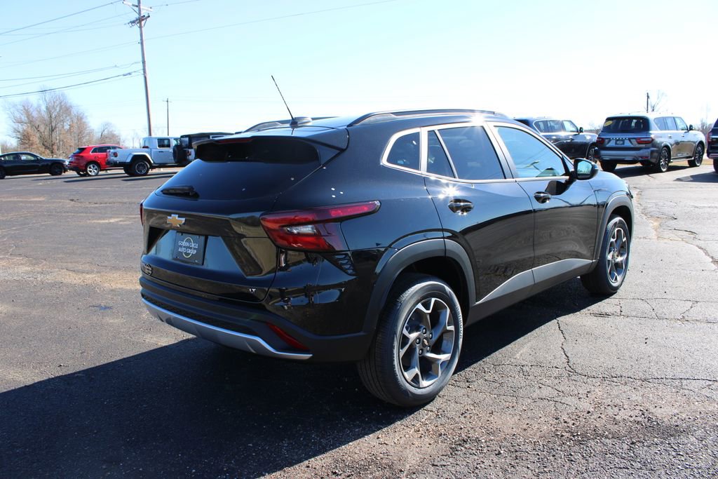 New 2026 Chevrolet Trax LT image 9