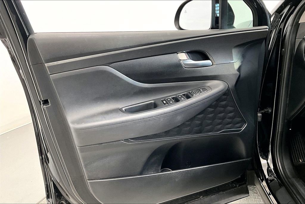 Certified 2023 Hyundai Santa Fe SE AWD/4WD image 18