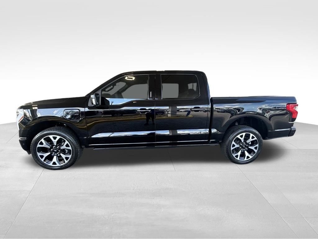 Used 2023 Ford F150 Lightning Platinum image 8