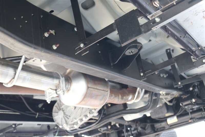 Used 1999 Ford F350 XLT AWD/4WD image 25