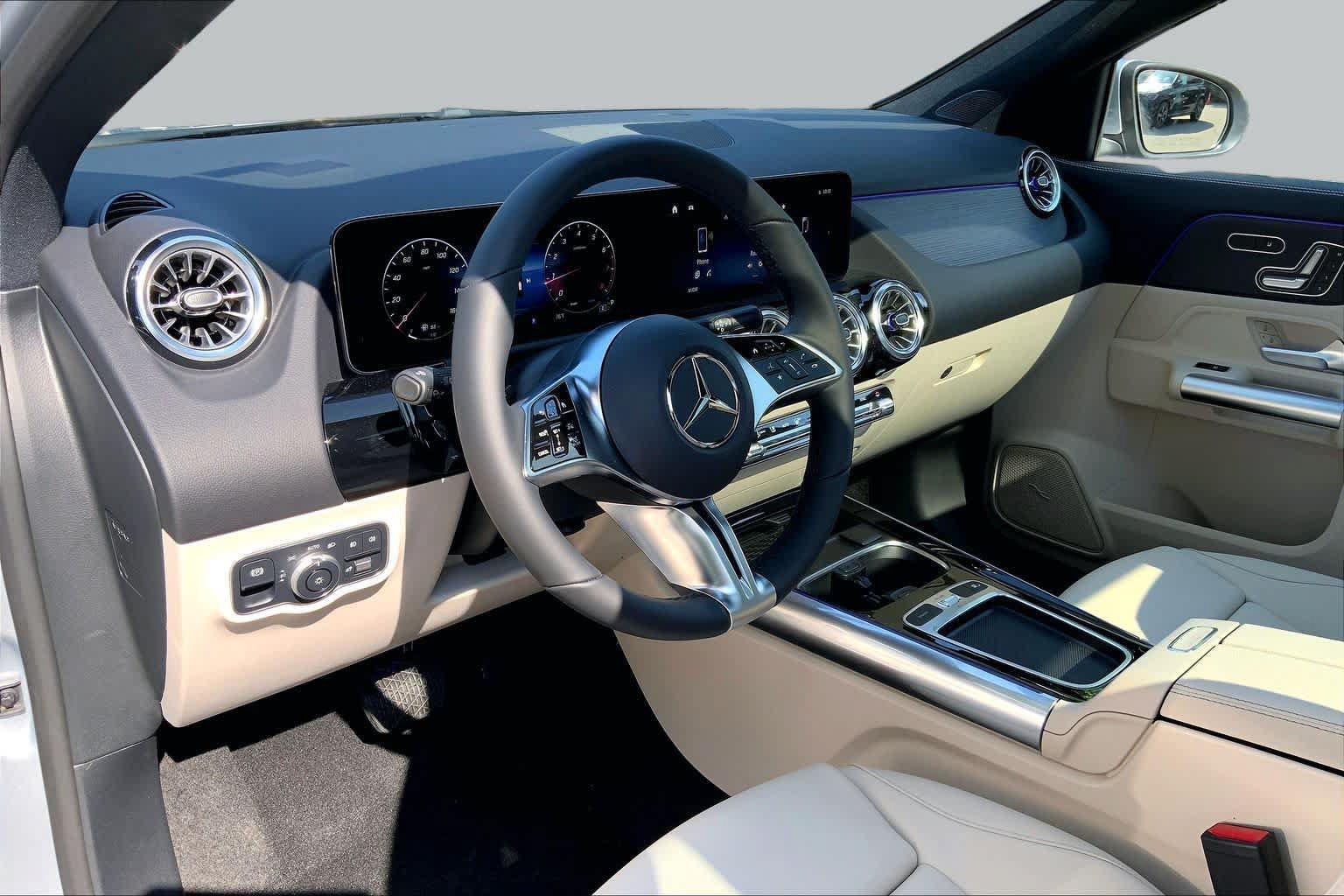 New 2026 Mercedes-Benz GLA 250 4MATIC image 9