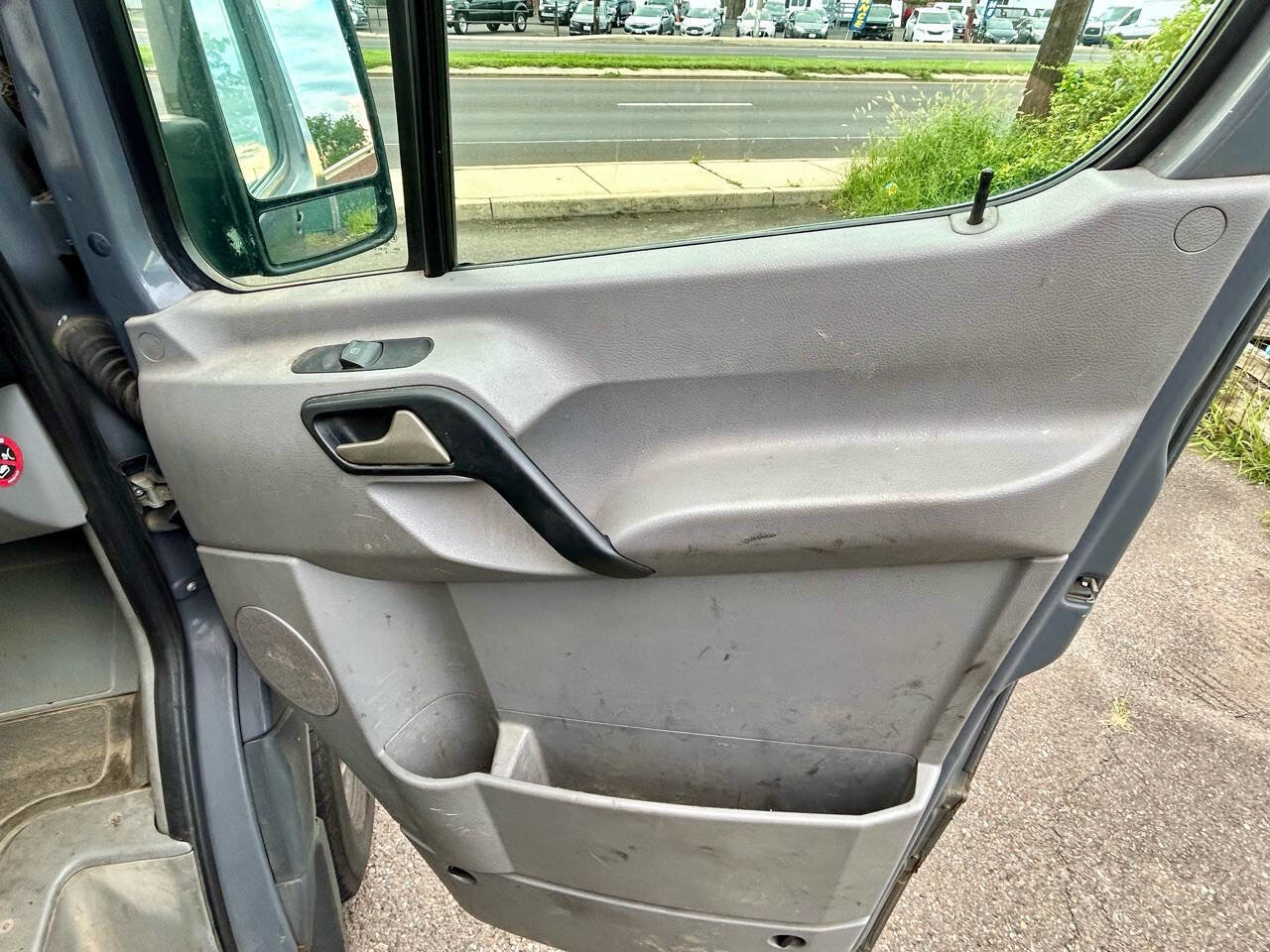 Used 2008 Dodge Sprinter 2500 image 12