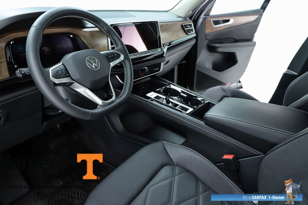 Used 2024 Volkswagen Atlas SE w/ Panoramic Sunroof Package FWD image 59