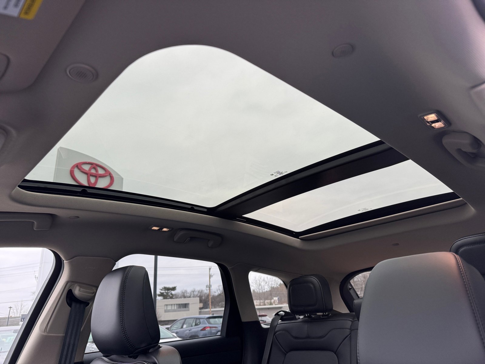 New 2026 Lincoln Corsair Grand Touring AWD/4WD image 31