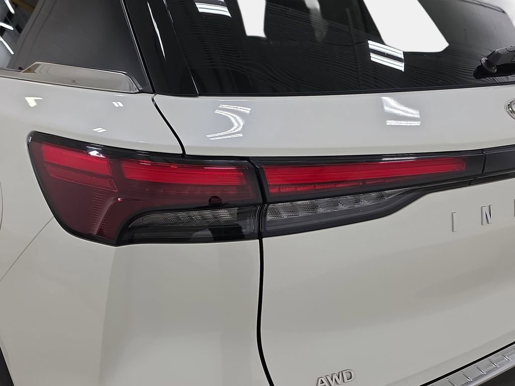 Certified 2023 INFINITI QX60 Luxe w/ Performance Audio Package AWD/4WD image 30