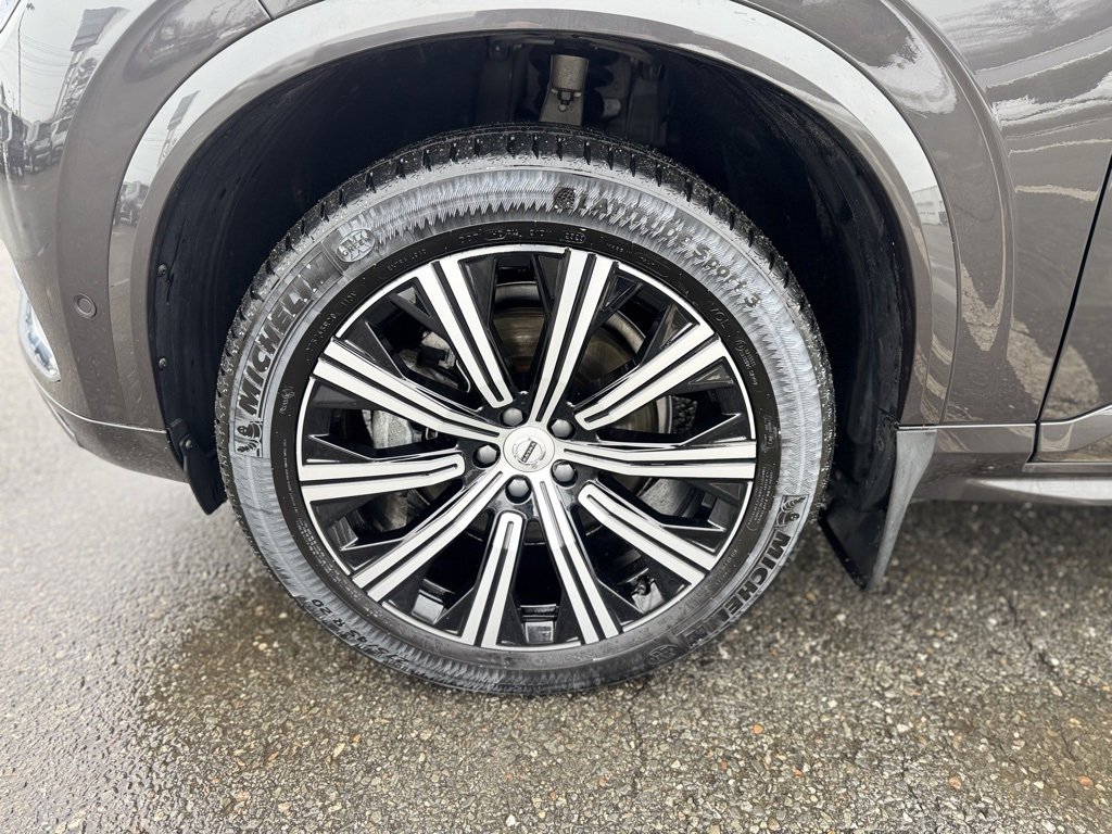 Used 2024 Volvo XC90 B6 Plus w/ Protection Package Premier image 3
