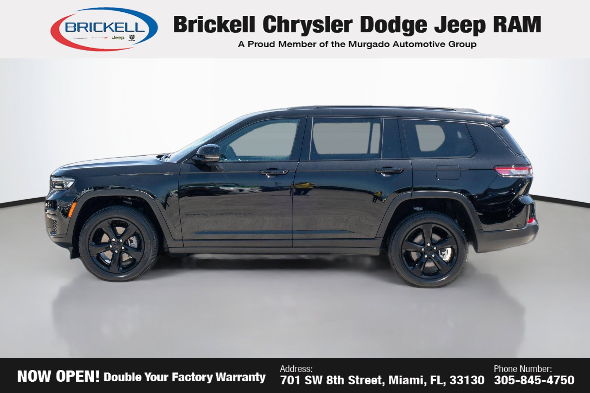 Used 2025 Jeep Grand Cherokee L Altitude AWD/4WD image 9