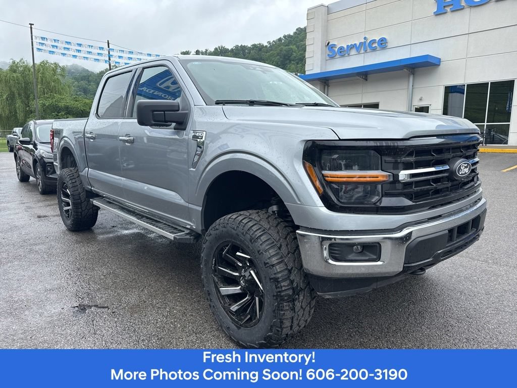 Used 2025 Ford F150 XLT w/ Equipment Group 301A Standard AWD/4WD image 3