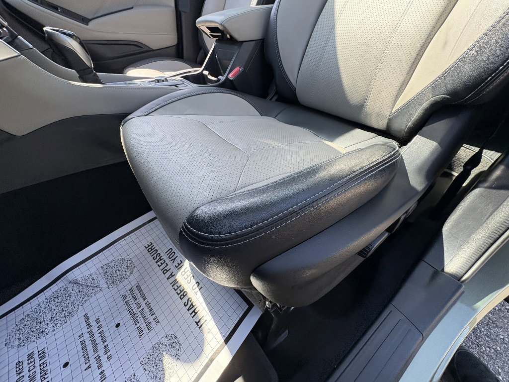 Used 2019 Subaru Forester Limited w/ Popular Package #3 AWD/4WD image 33