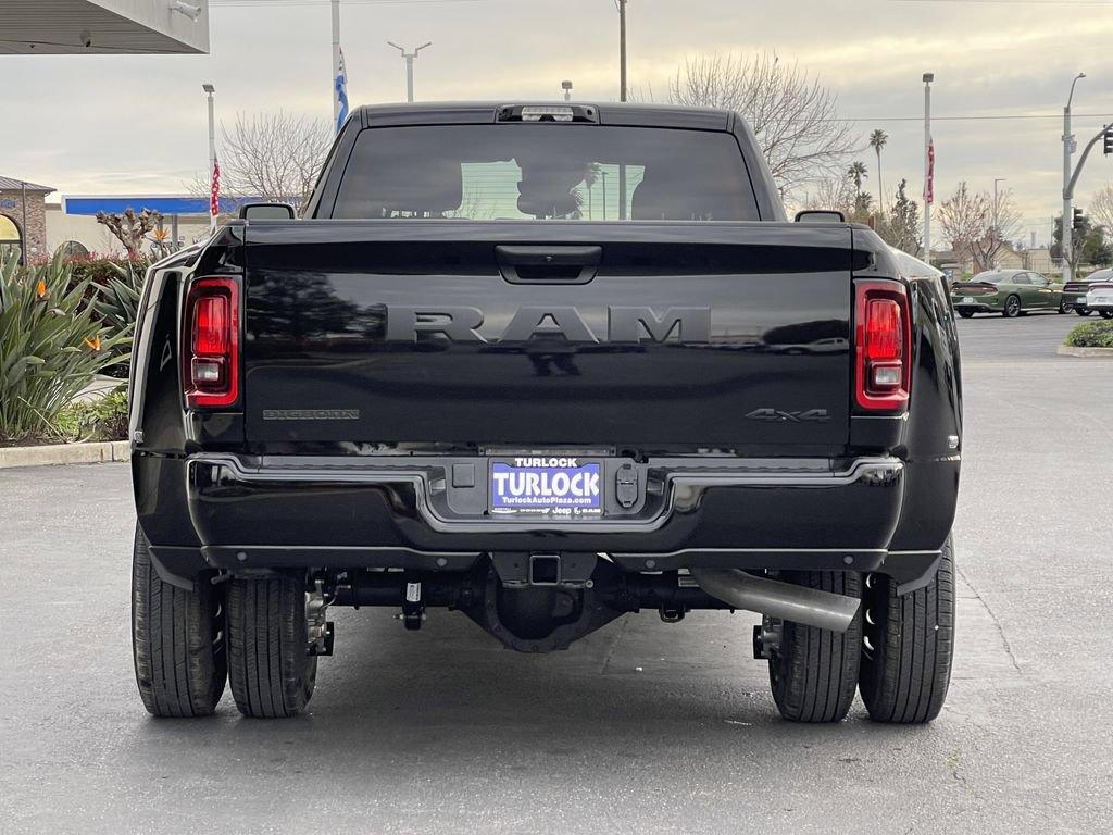 New 2026 RAM 3500 Big Horn AWD/4WD image 9