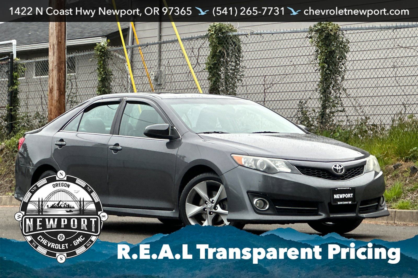 Used 2014 Toyota Camry SE FWD image 1