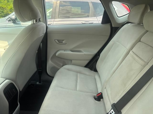 Used 2024 Hyundai Kona SEL w/ Convenience Package FWD image 6