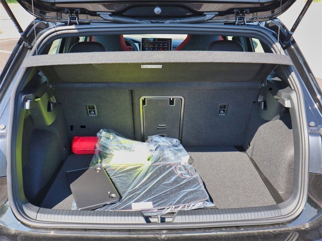 New 2025 Volkswagen GTI SE image 10