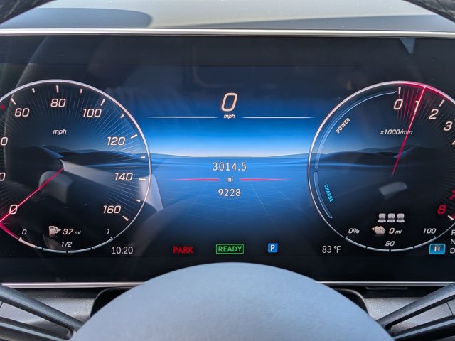 Used 2025 Mercedes-Benz GLC 350e 4MATIC image 11