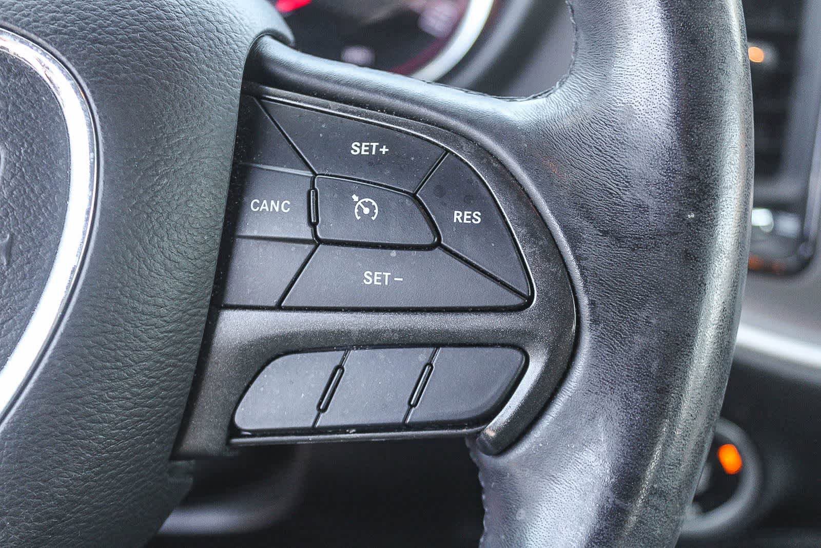 Used 2019 Dodge Challenger SXT RWD image 31