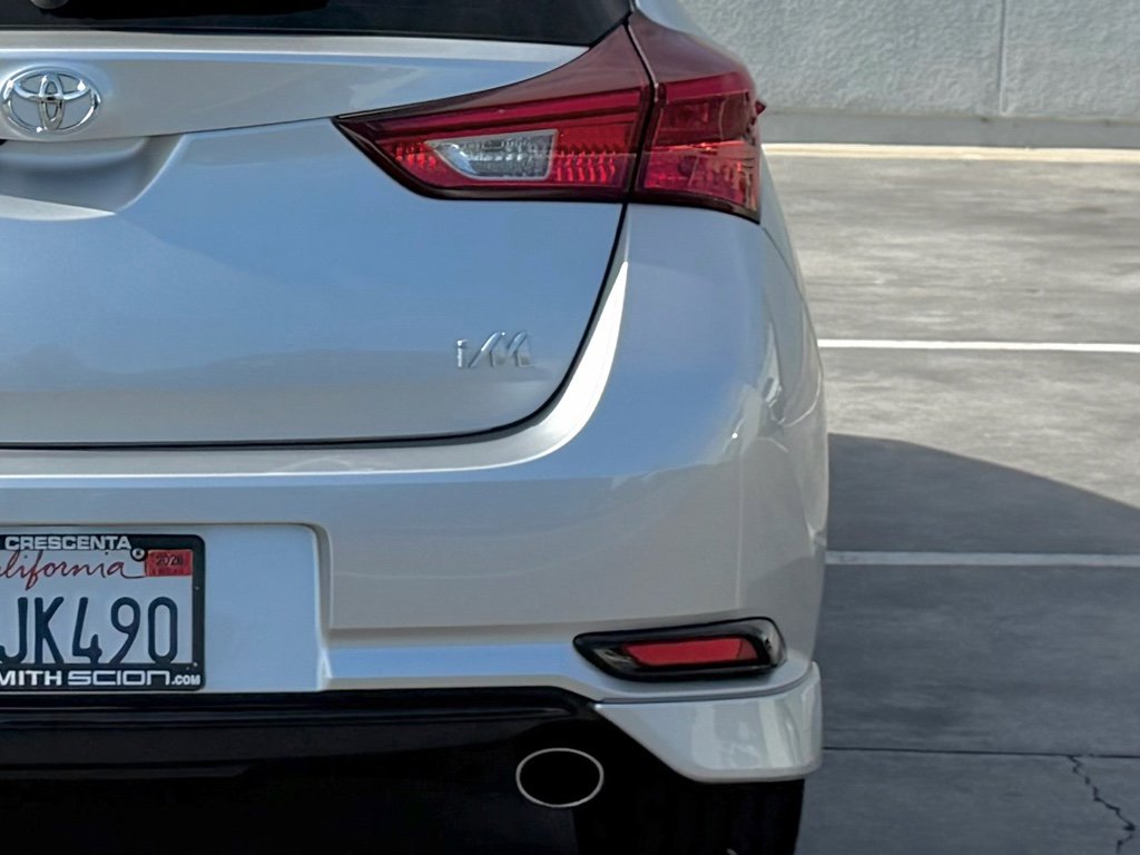 Used 2018 Toyota Corolla iM image 11