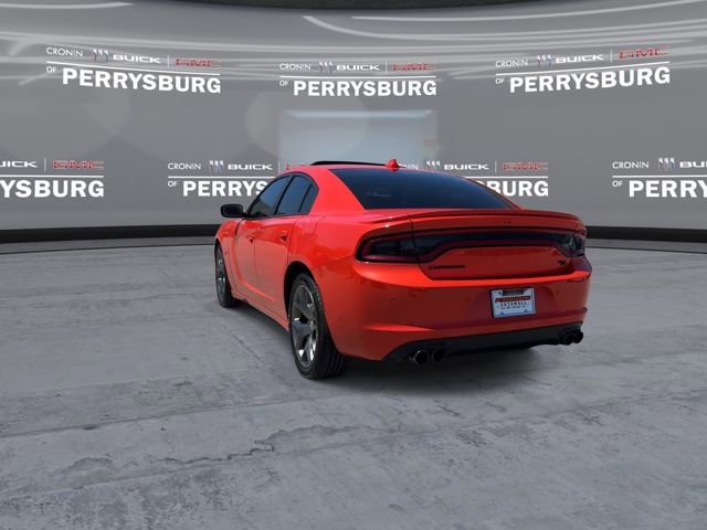 Used 2016 Dodge Charger R/T w/ Plus Group RWD image 6