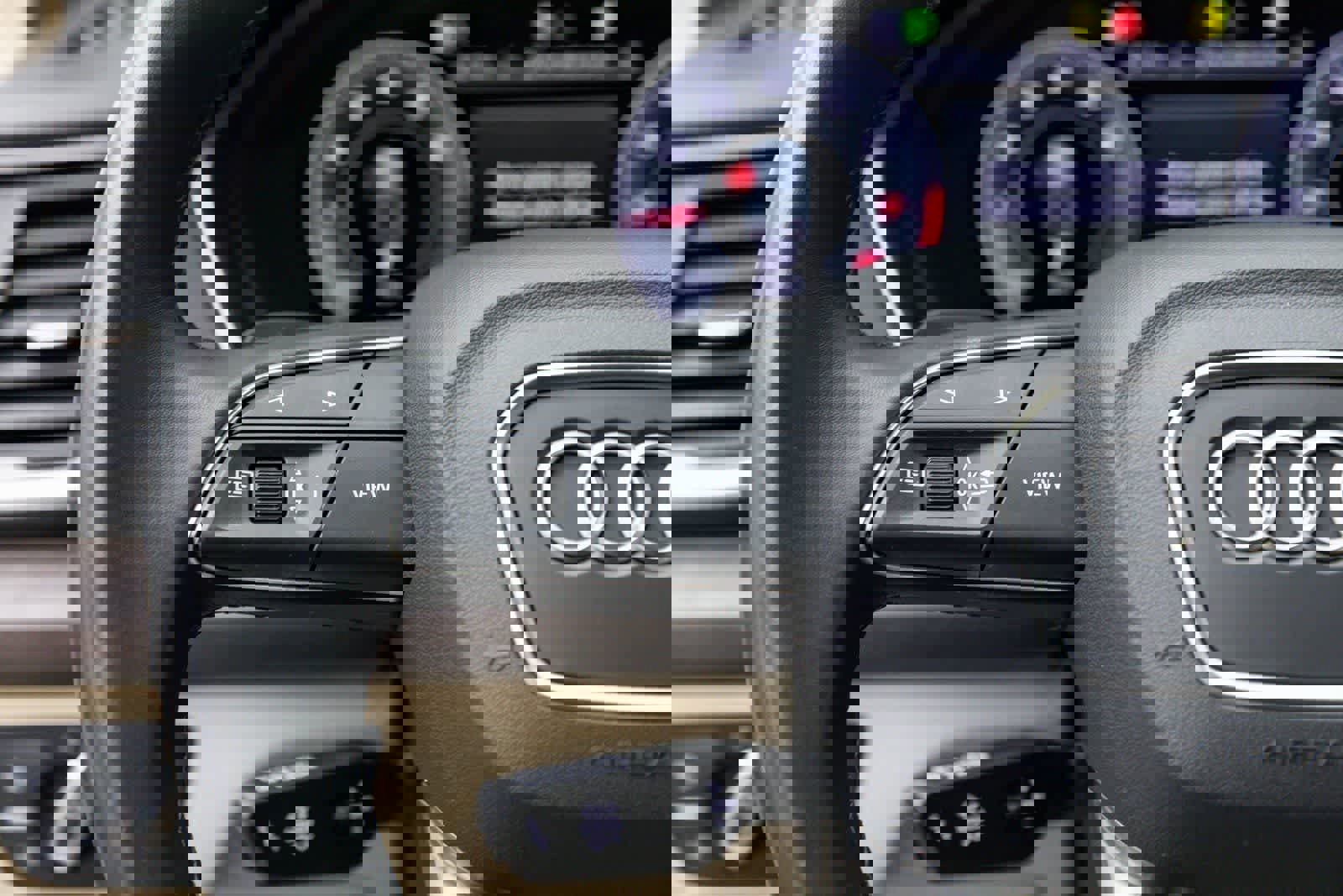 Used 2024 Audi Q5 2.0T Premium Plus image 31