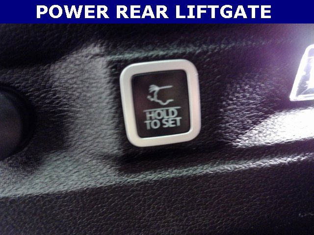 Used 2024 Jeep Grand Cherokee L Limited w/ Luxury Tech Group II image 22