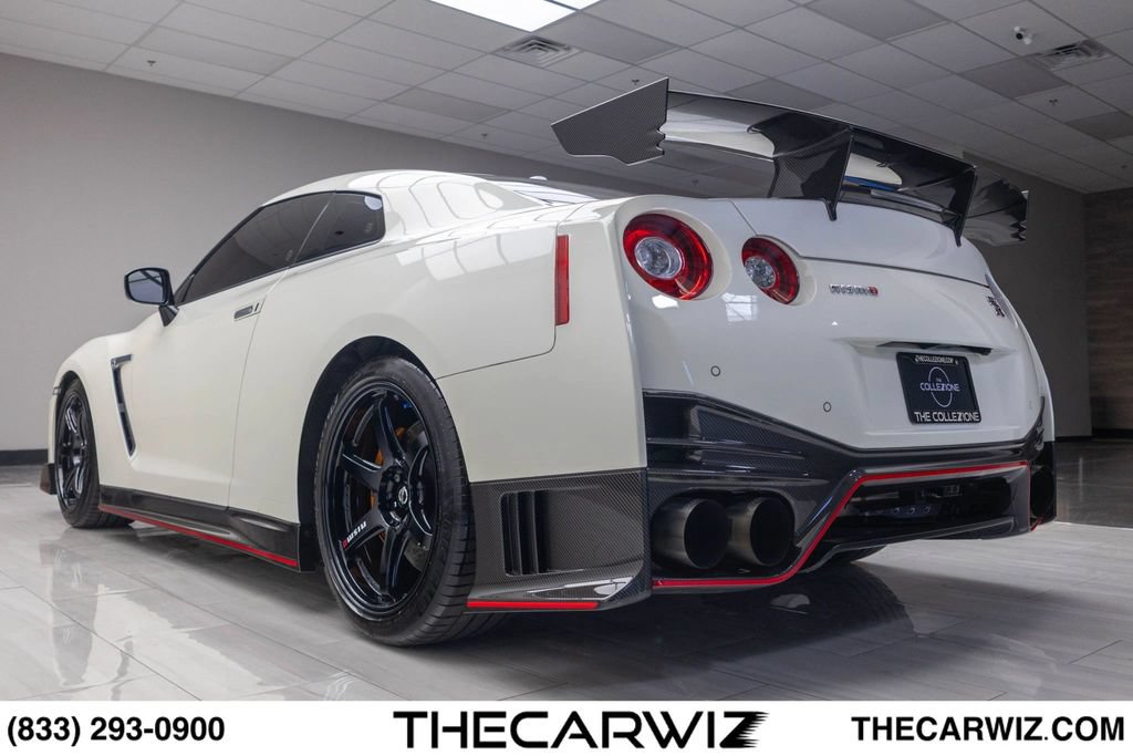 Used 2018 Nissan GT-R NISMO AWD/4WD image 20