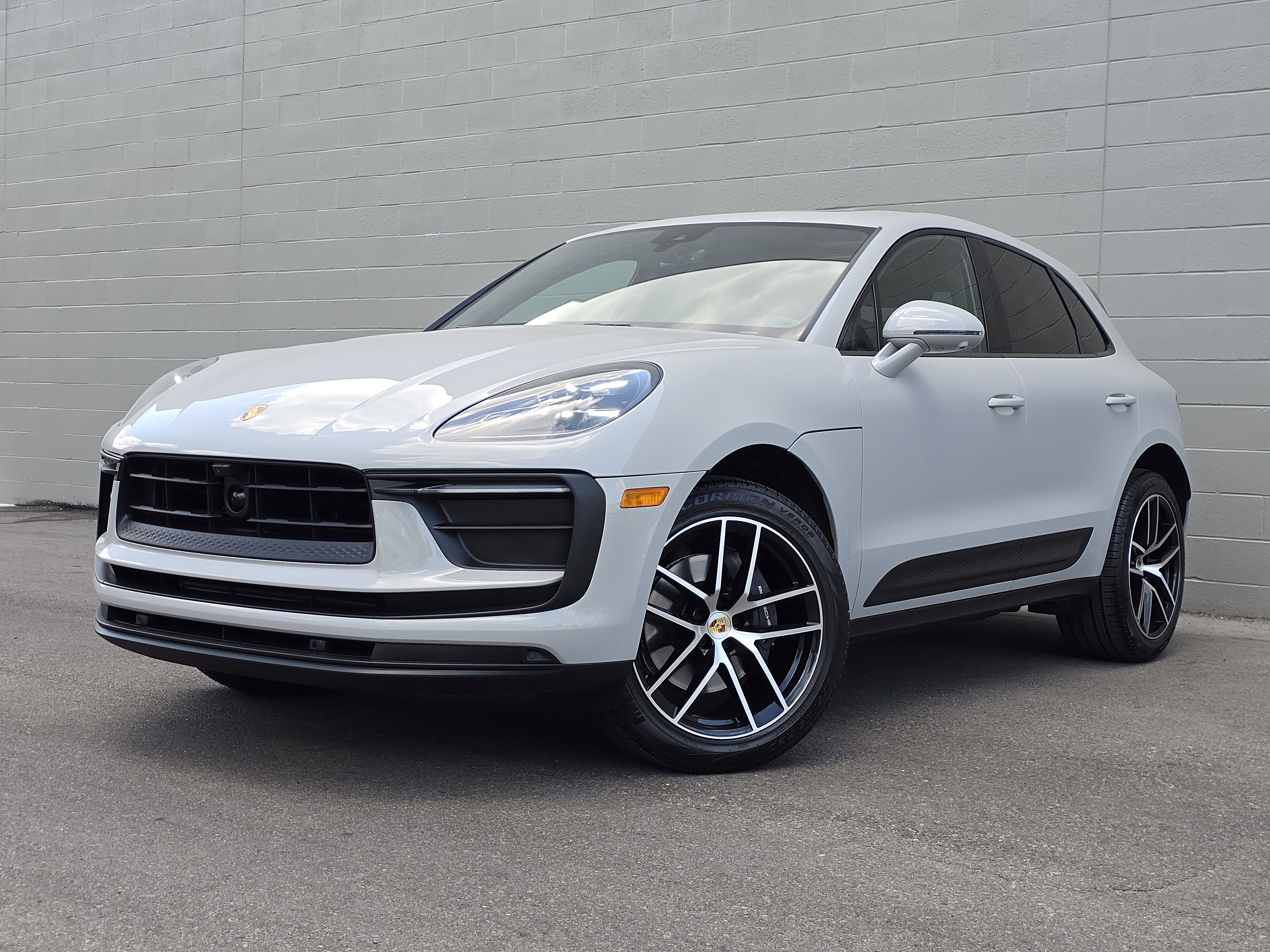 Used 2025 Porsche Macan
