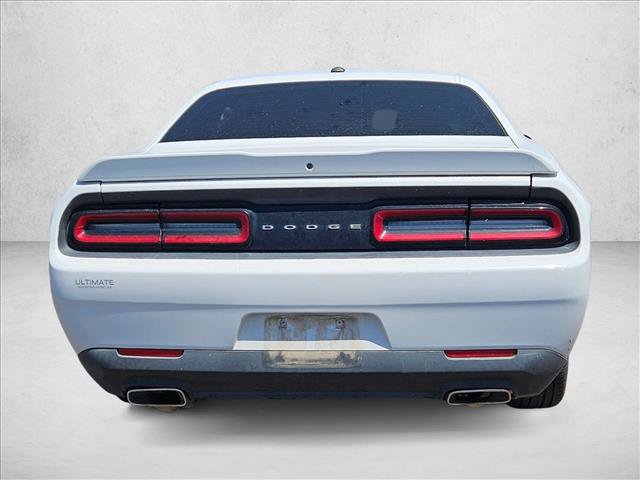 Used 2019 Dodge Challenger SXT RWD image 6