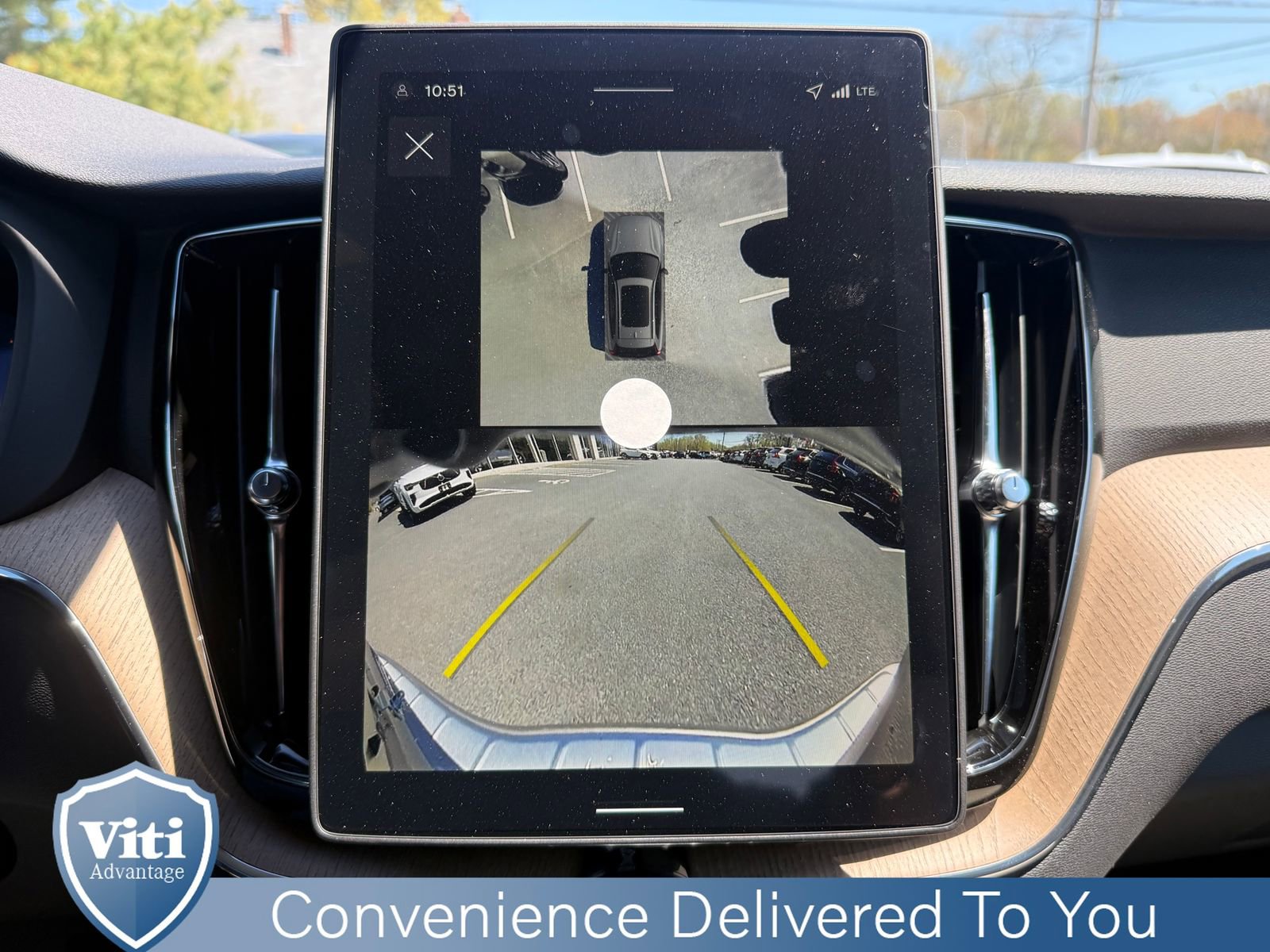 New 2026 Volvo XC60 B5 Plus w/ Protection Package Premier AWD/4WD image 16