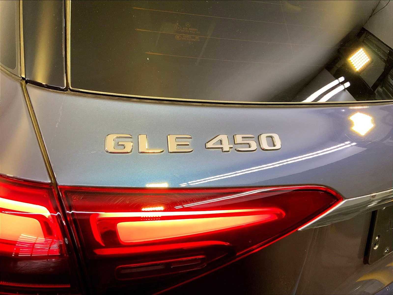 Used 2025 Mercedes-Benz GLE 450 4MATIC image 35