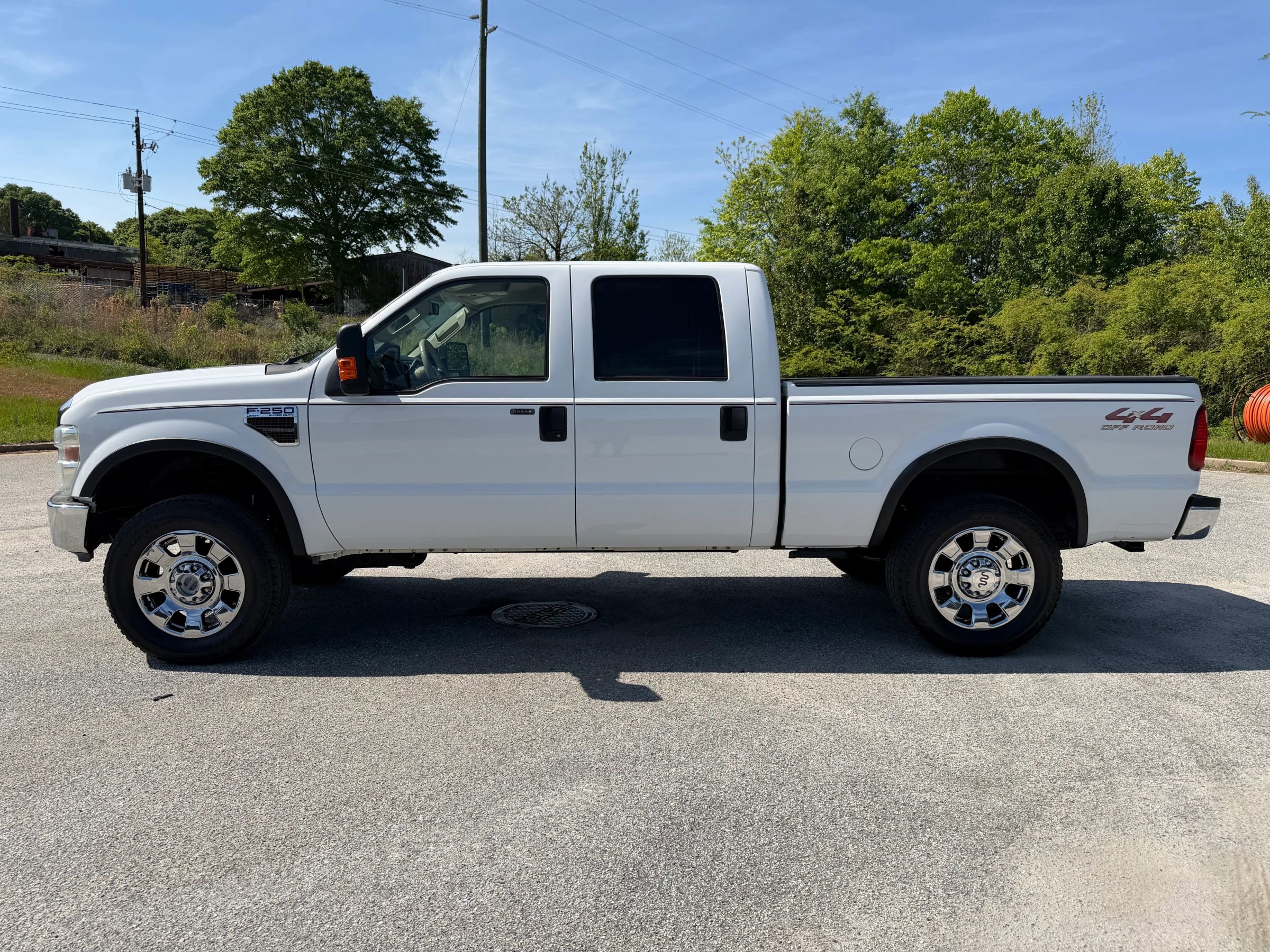 Used 2008 Ford F250 Lariat image 2