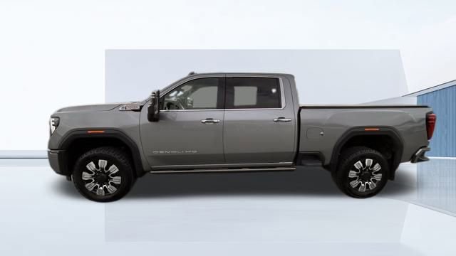 Used 2024 GMC Sierra 3500 Denali w/ Denali Reserve Package image 8